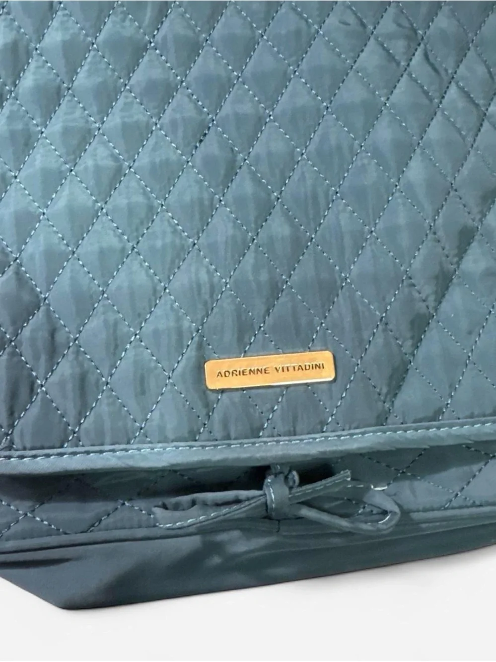 Adrienne Vittadini Teal Quilted Women’s Bathroom Carry Bag